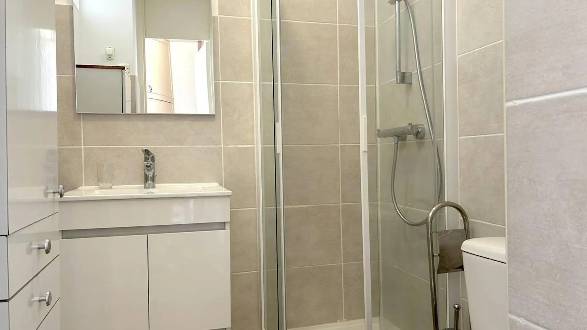 Apartment Studio Cosy Proche Plage, Le Lavandou - Fr-1-251-847